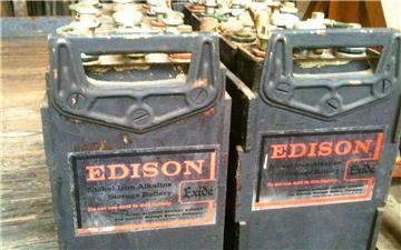 Pin lấy ý tưởng từ Edison sạc trong vài giây, chịu được 12.000 chu kỳ